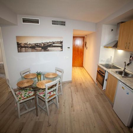 Apartamento Fedelena Apartment Sevilla Bagian luar foto